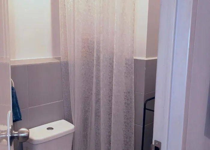 2br Near Airport It Park & Malls Mandaue City